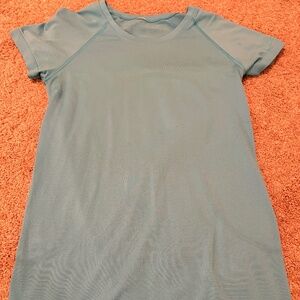 Lululemon swiftly size 6